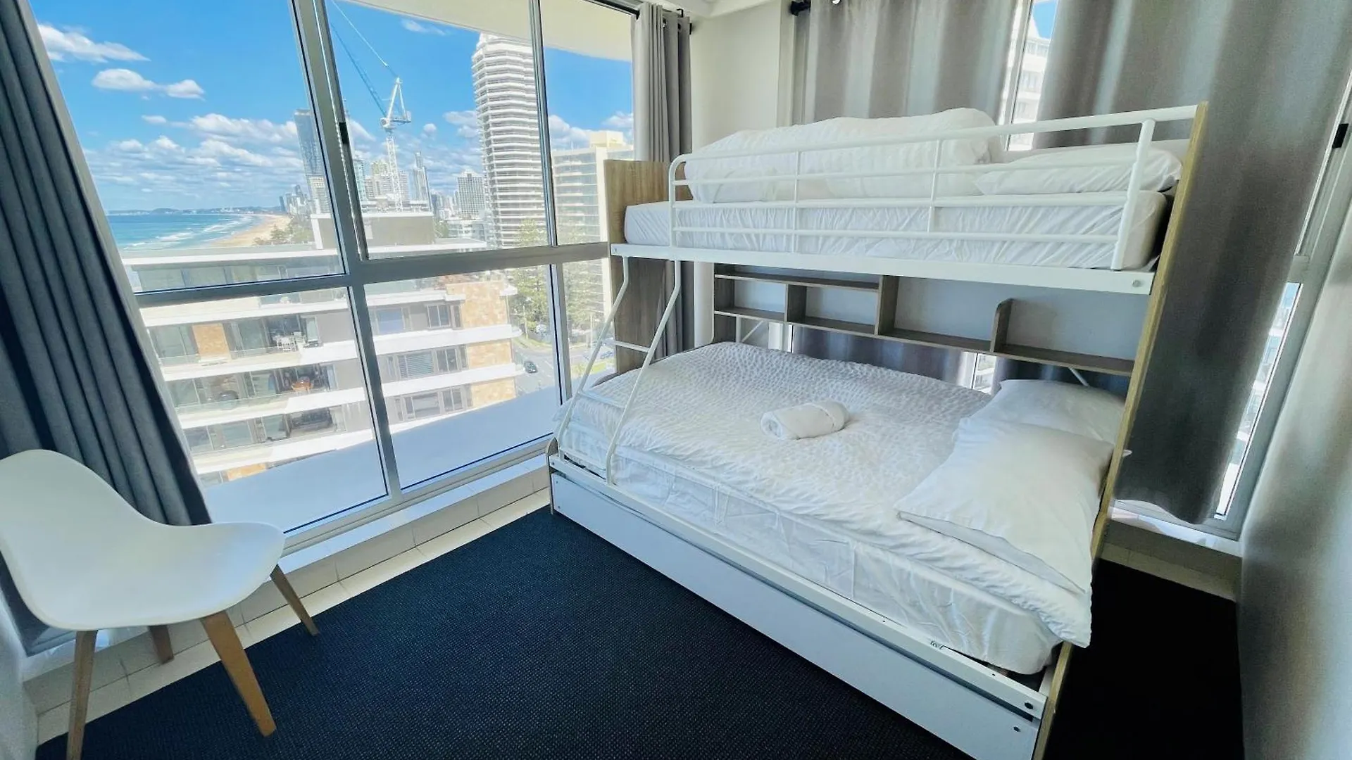 Wake Up Right On The Beach-Bliss Gold Coast Australia