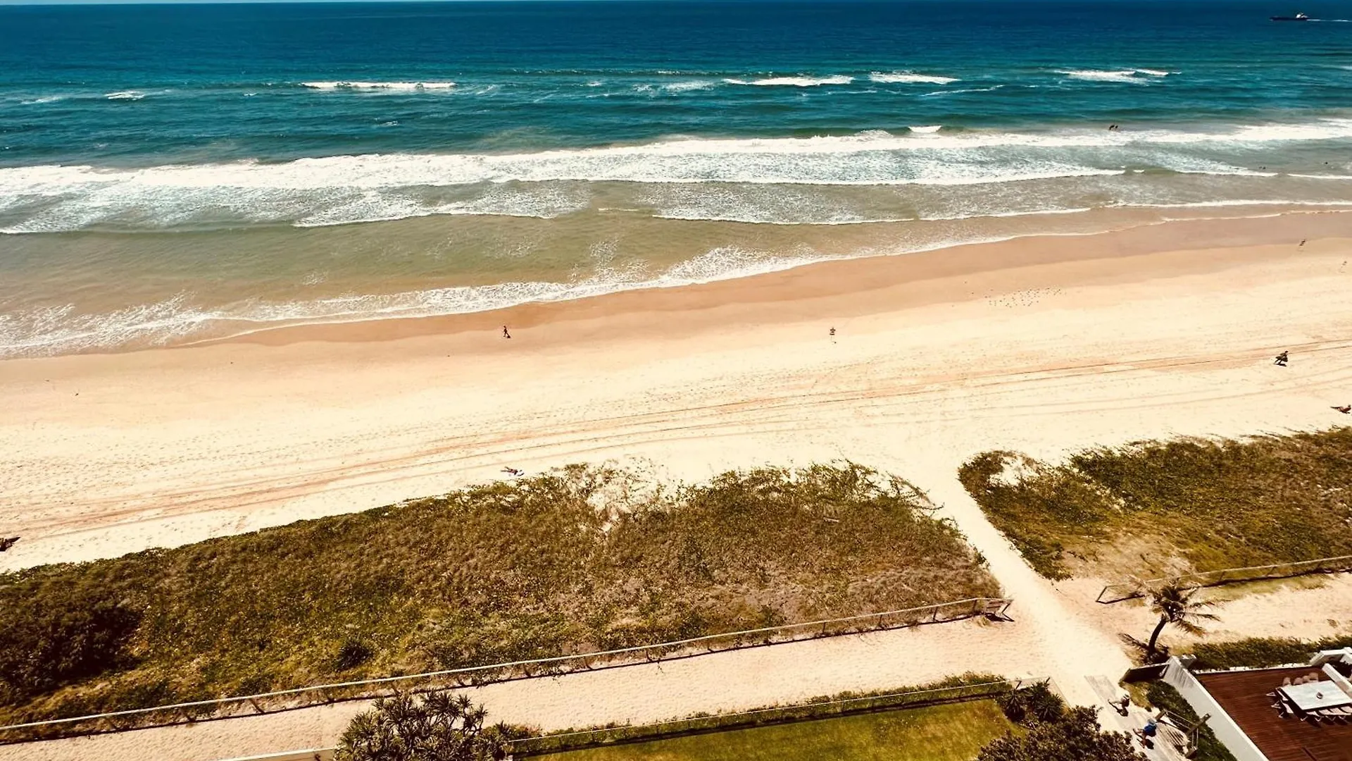 Wake Up Right On The Beach-Bliss Gold Coast Australia